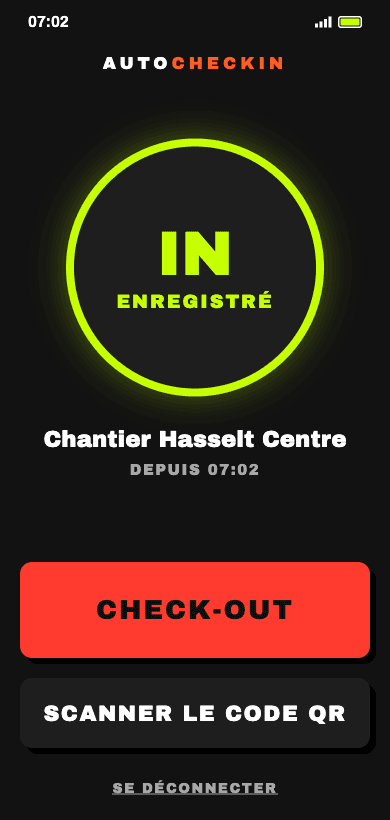 App AutoCheckIn pour les ouvriers sur un iPhone — enregistrement Check In at Work automatique, statut pointé visible d'un coup d'œil